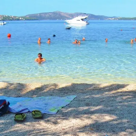 Apartamento Mastelic With Pool Next To The *