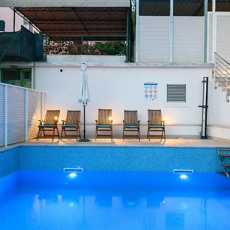 Apartamento Mastelic With Pool Next To The *