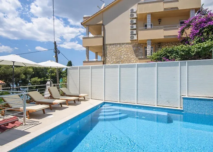 Mastelic With Pool Next To The * Trogir